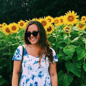 Meet your Posher, Sara